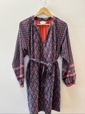 XiRENA Navy & Pink Printed Tie-Waist Long Sleeve Dress